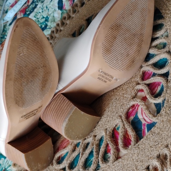 DOLCE VITA BOOTIES - Picture 3 of 5